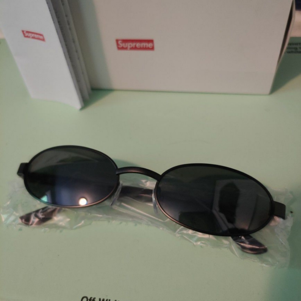 Supreme brooks sunglasses